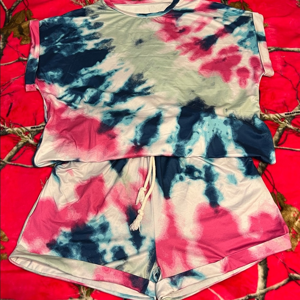 Tie dye lounge set